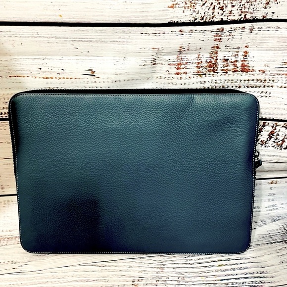 New with tag Coach Laptop Case With Coach Stripe - Picture 3 of 5